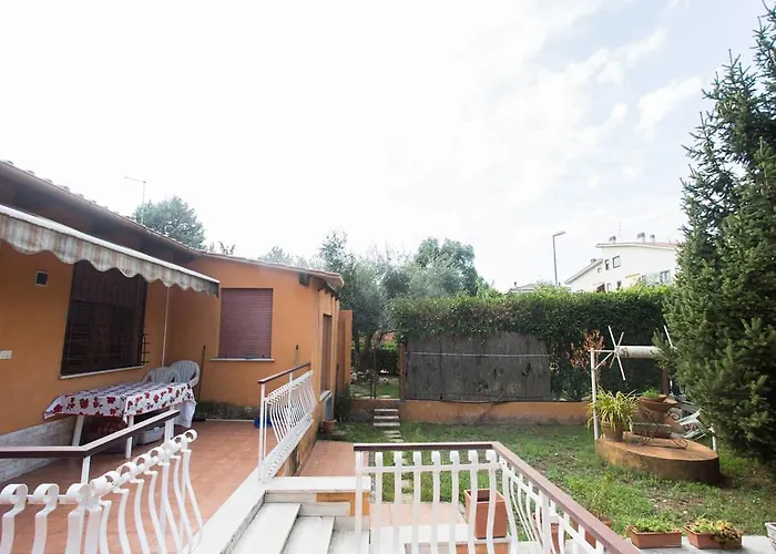 Annie\'S Home